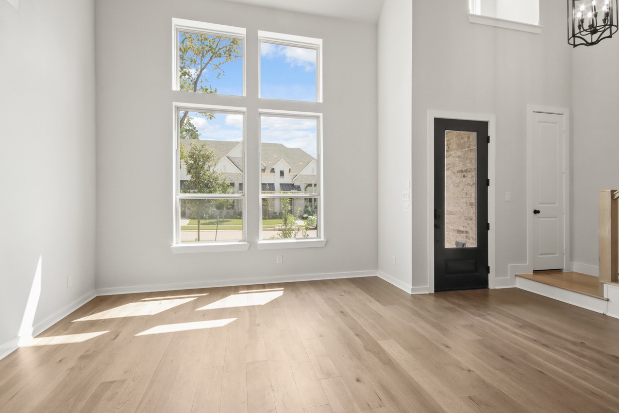 321 Fields Lane Montgomery, TX 77316 - Photo 10 of 20 Family Room