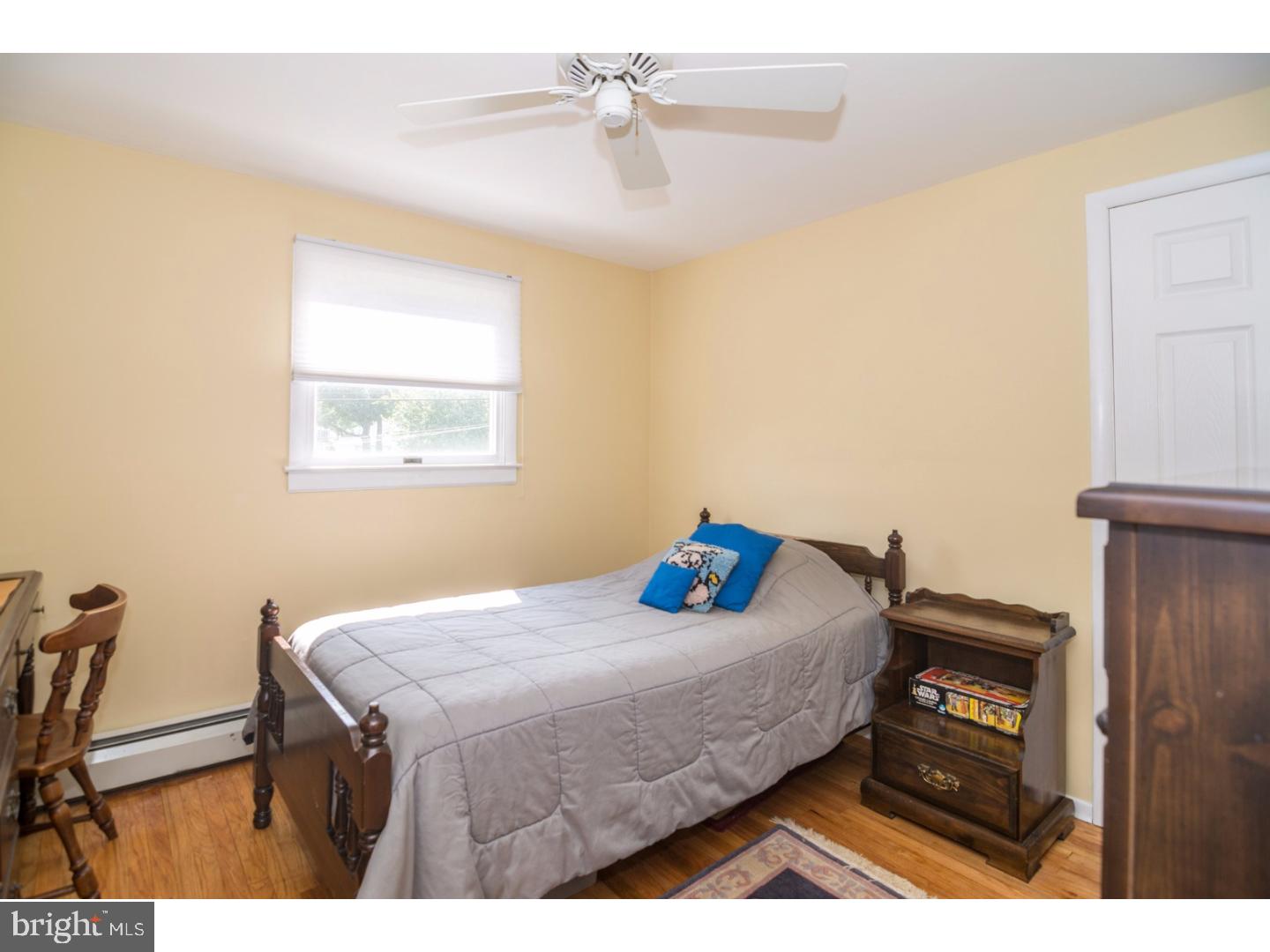 215 Waverly Road Southampton, PA 18966 - Photo 22 of 25 Bedroom 3