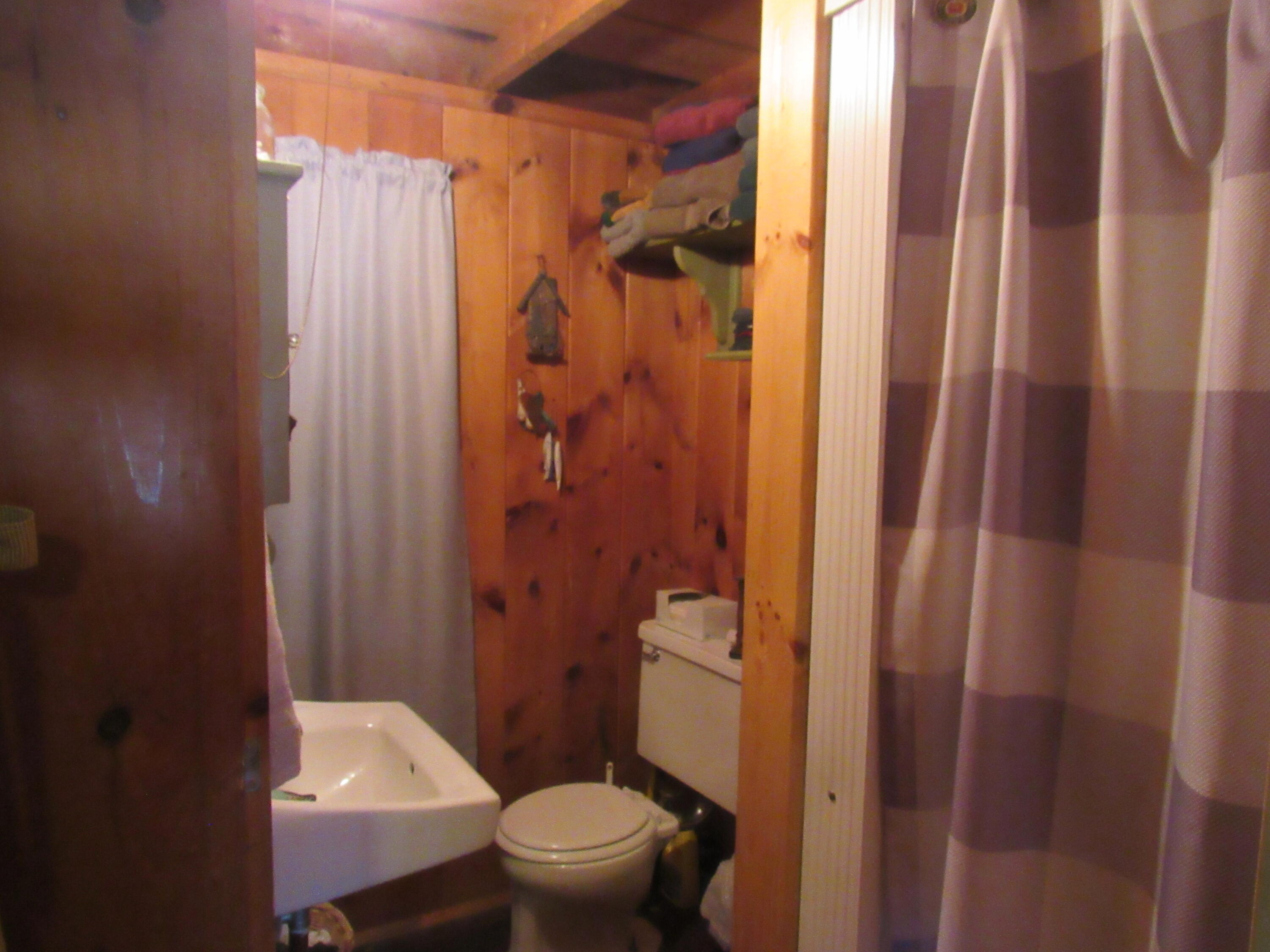 184 Holbrook Road Holden, ME 04429 - Photo 9 of 19 9