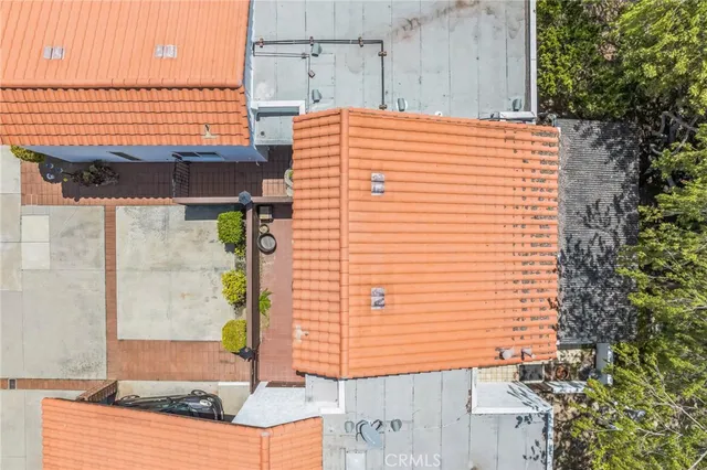 an aerial view of a houses
