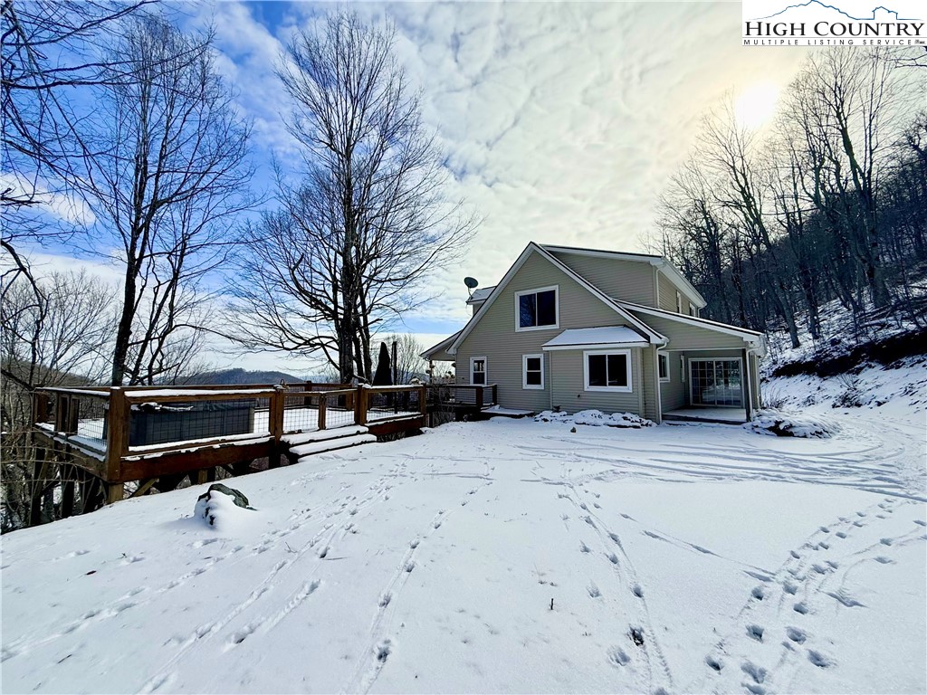 386 Hornblend Drive Boone, NC 28607 - Photo 5 of 49