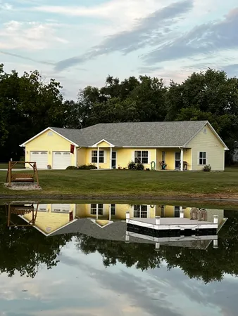 $339,900 | 409 South Jefferson Street, Hebron, IN 46341