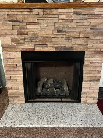 $339,900 | 409 South Jefferson Street, Hebron, IN 46341