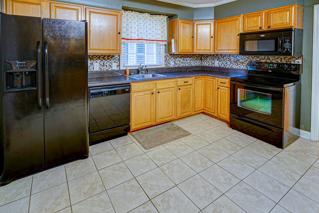 330 Pine Ridge Road Edgefield, SC 29824 - Photo 8 of 24