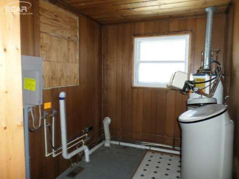 12927 Shaftsburg Road Perry, MI 48872 - Photo 7 of 17