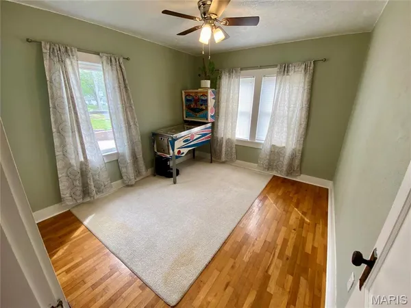 $194,500 | 702 North Farmington Road, Jackson, MO 63755