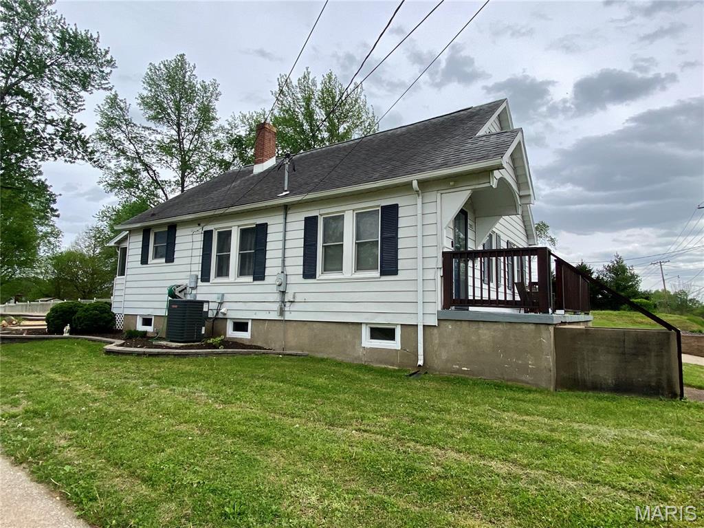 702 North Farmington Road Jackson, MO 63755 - Photo 5 of 34