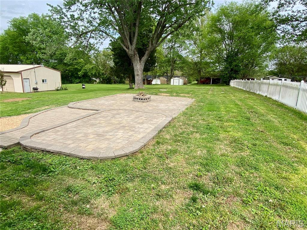 702 North Farmington Road Jackson, MO 63755 - Photo 8 of 34