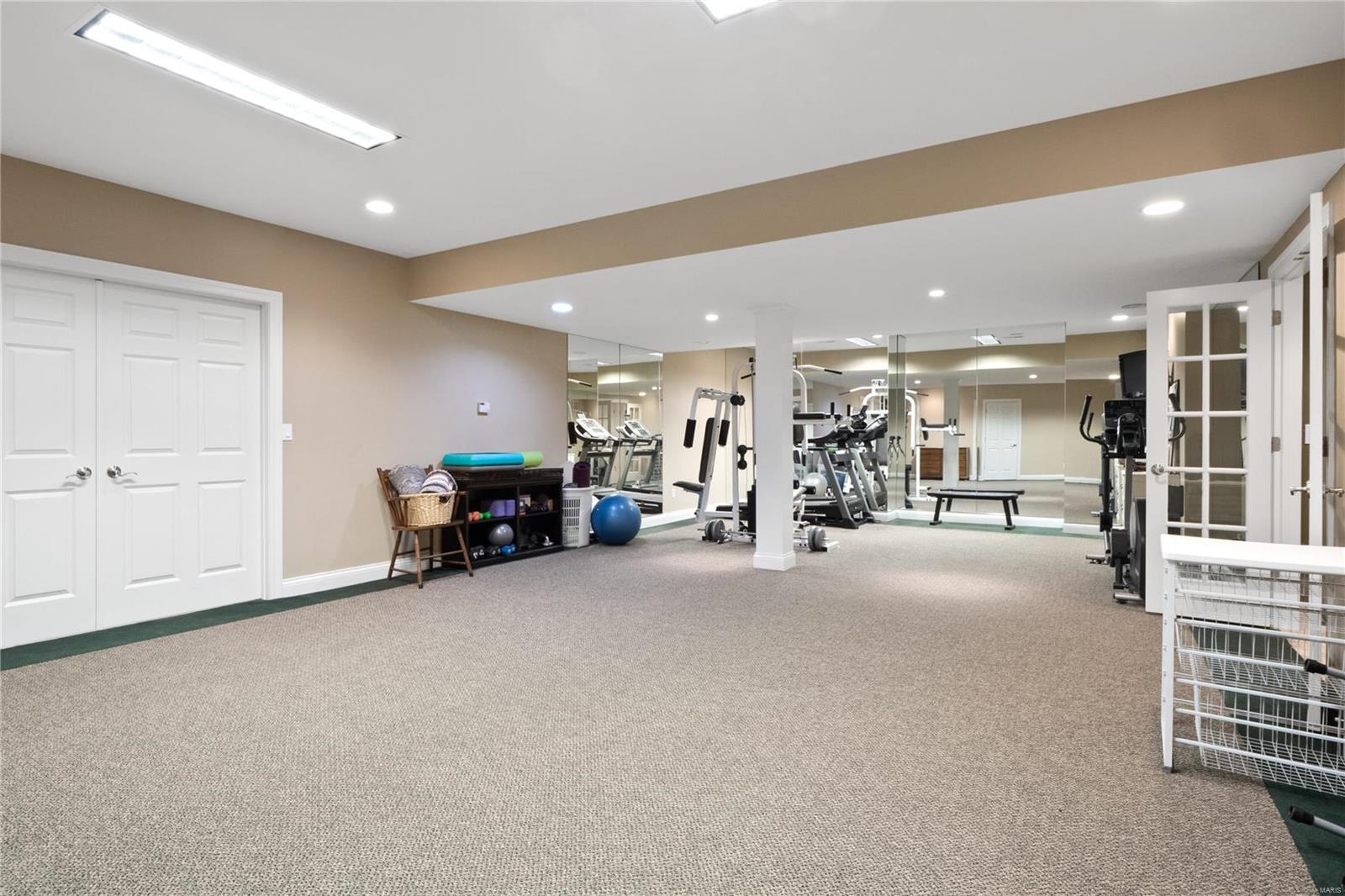 1533 Breezeridge Drive St. Louis, MO 63131 - Photo 39 of 40