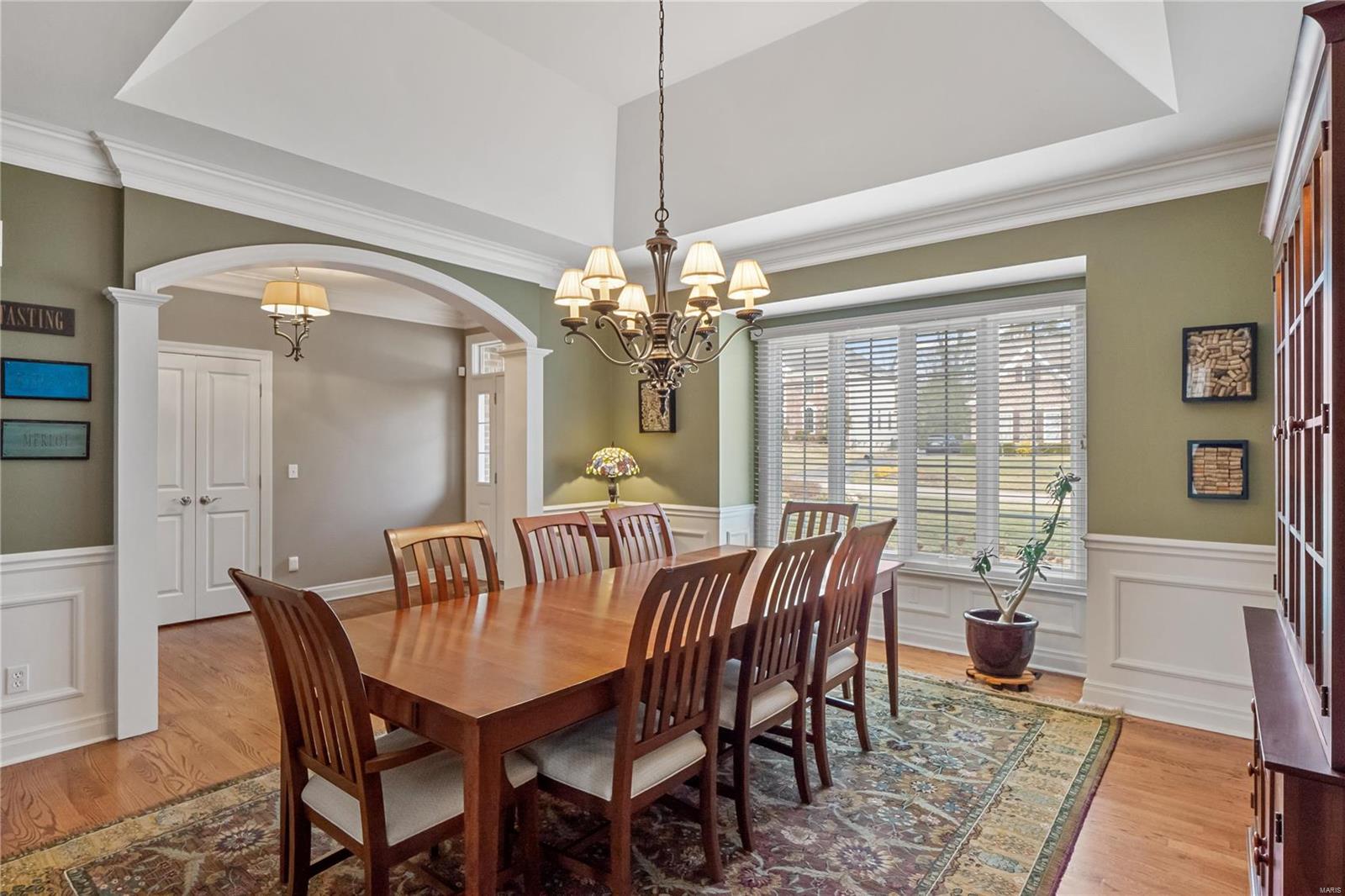 1533 Breezeridge Drive St. Louis, MO 63131 - Photo 9 of 40