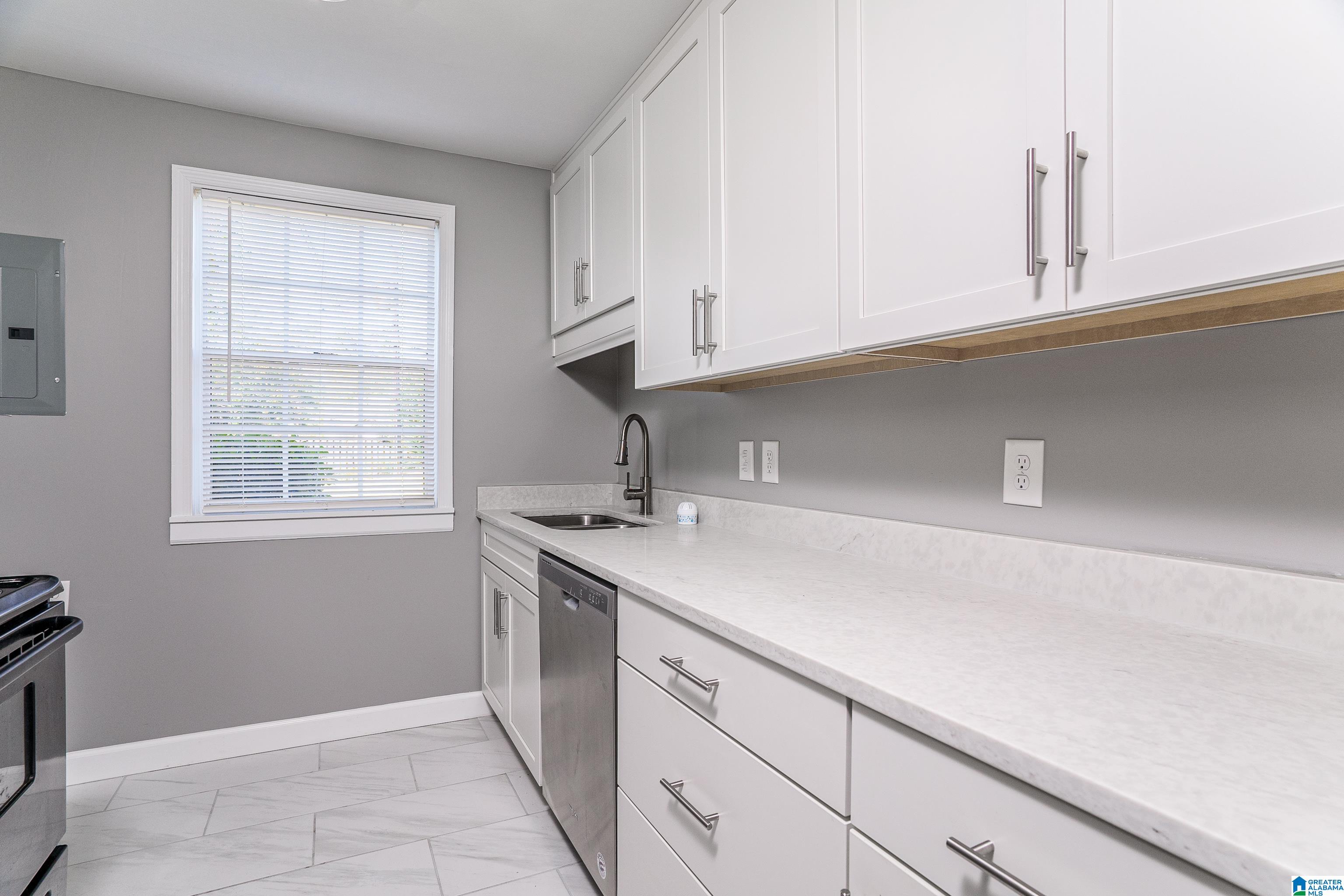 200 Fox Hall Road, Unit B Birmingham, AL 35213 - Photo 7 of 21