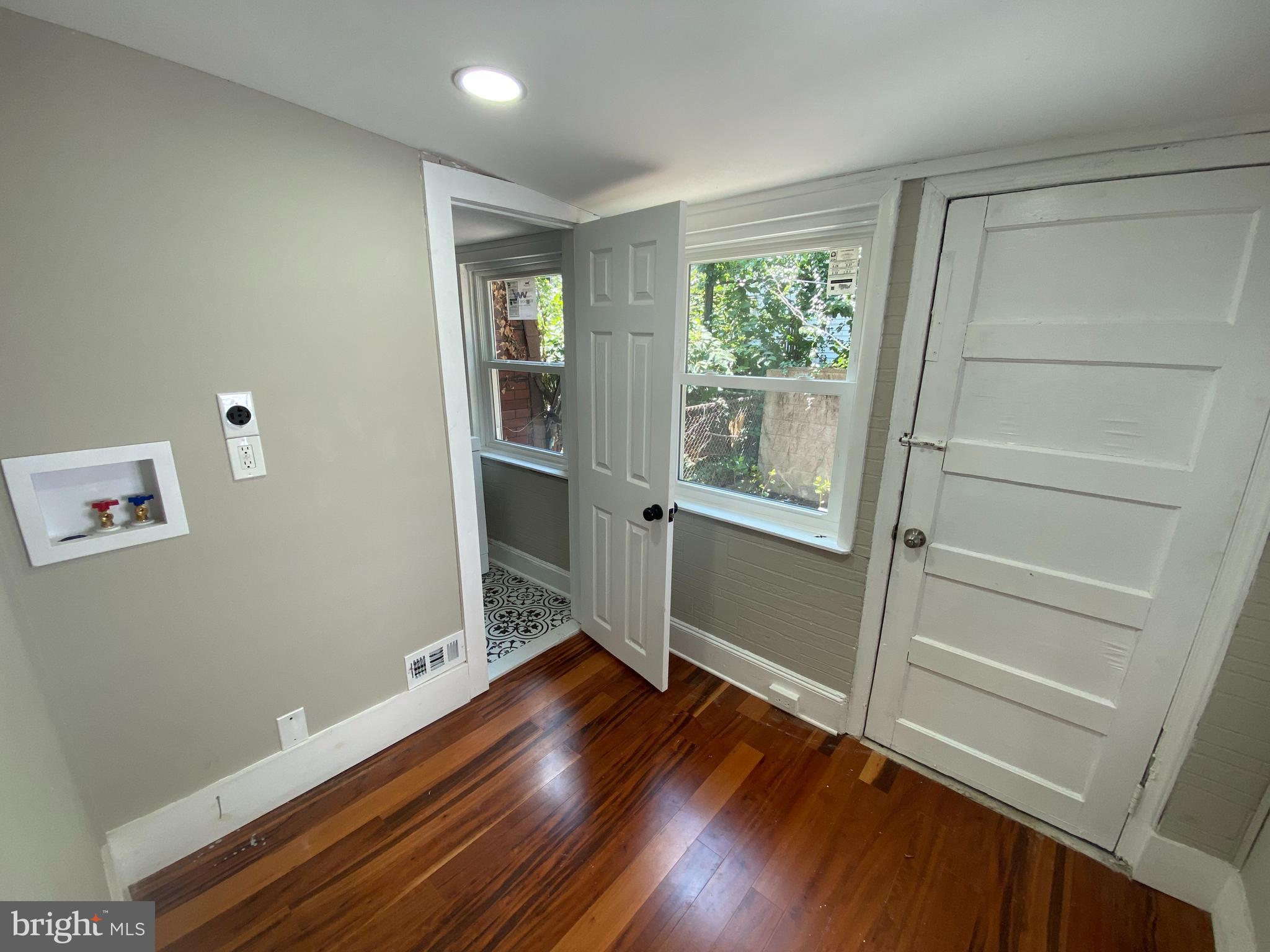 1352 South 46th Street Philadelphia, PA 19143 - Photo 12 of 24