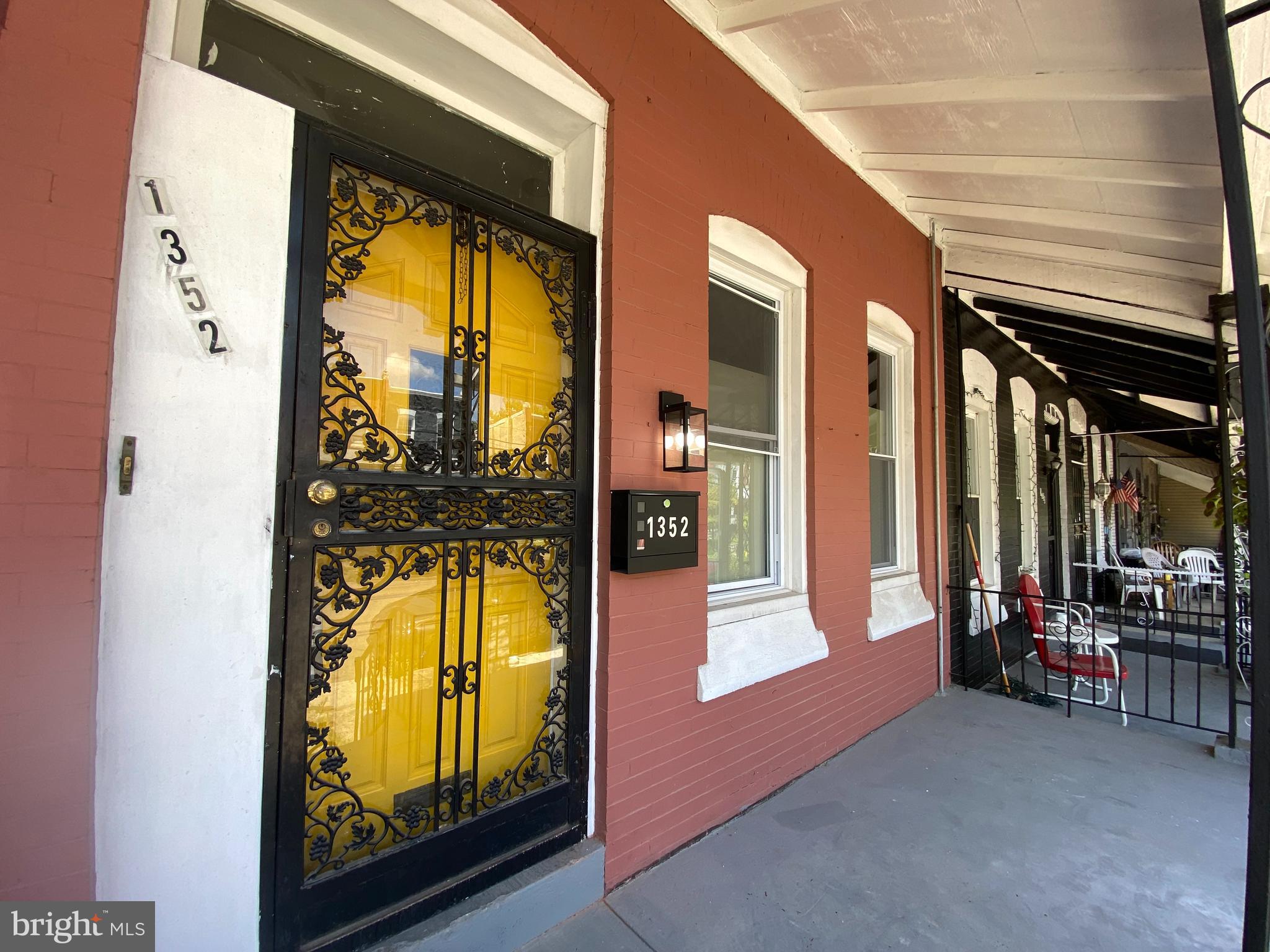 1352 South 46th Street Philadelphia, PA 19143 - Photo 3 of 24