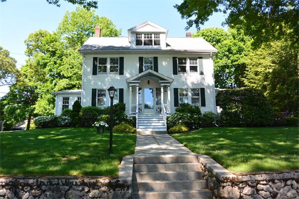 41 Fox Road Wakefield, MA 01880 - Photo 1 of 30 Gallery Image 1