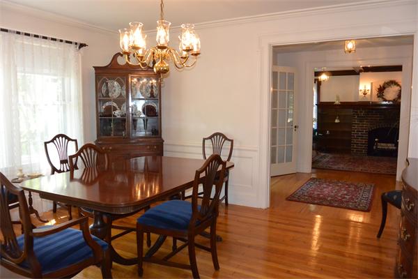 41 Fox Road Wakefield, MA 01880 - Photo 8 of 30 Gallery Image 8
