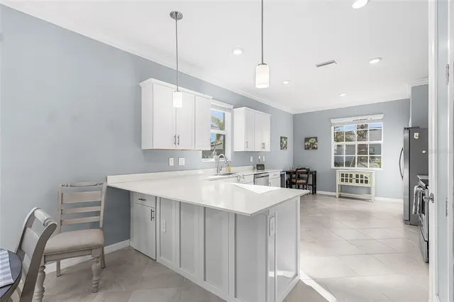 $379,000 | 11420 Burgundy Drive, Venice, FL 34293