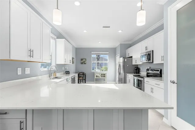 $379,000 | 11420 Burgundy Drive, Venice, FL 34293