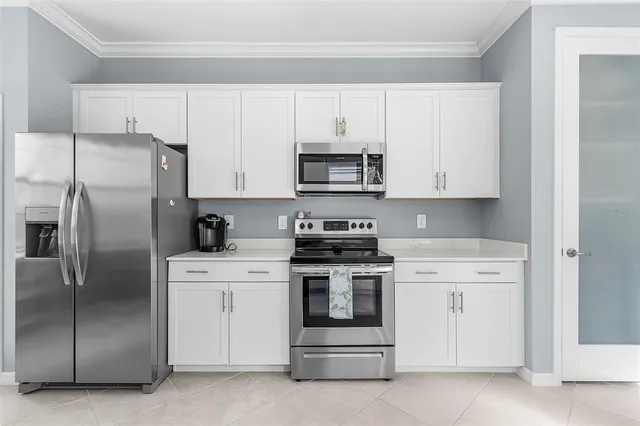 $379,000 | 11420 Burgundy Drive, Venice, FL 34293