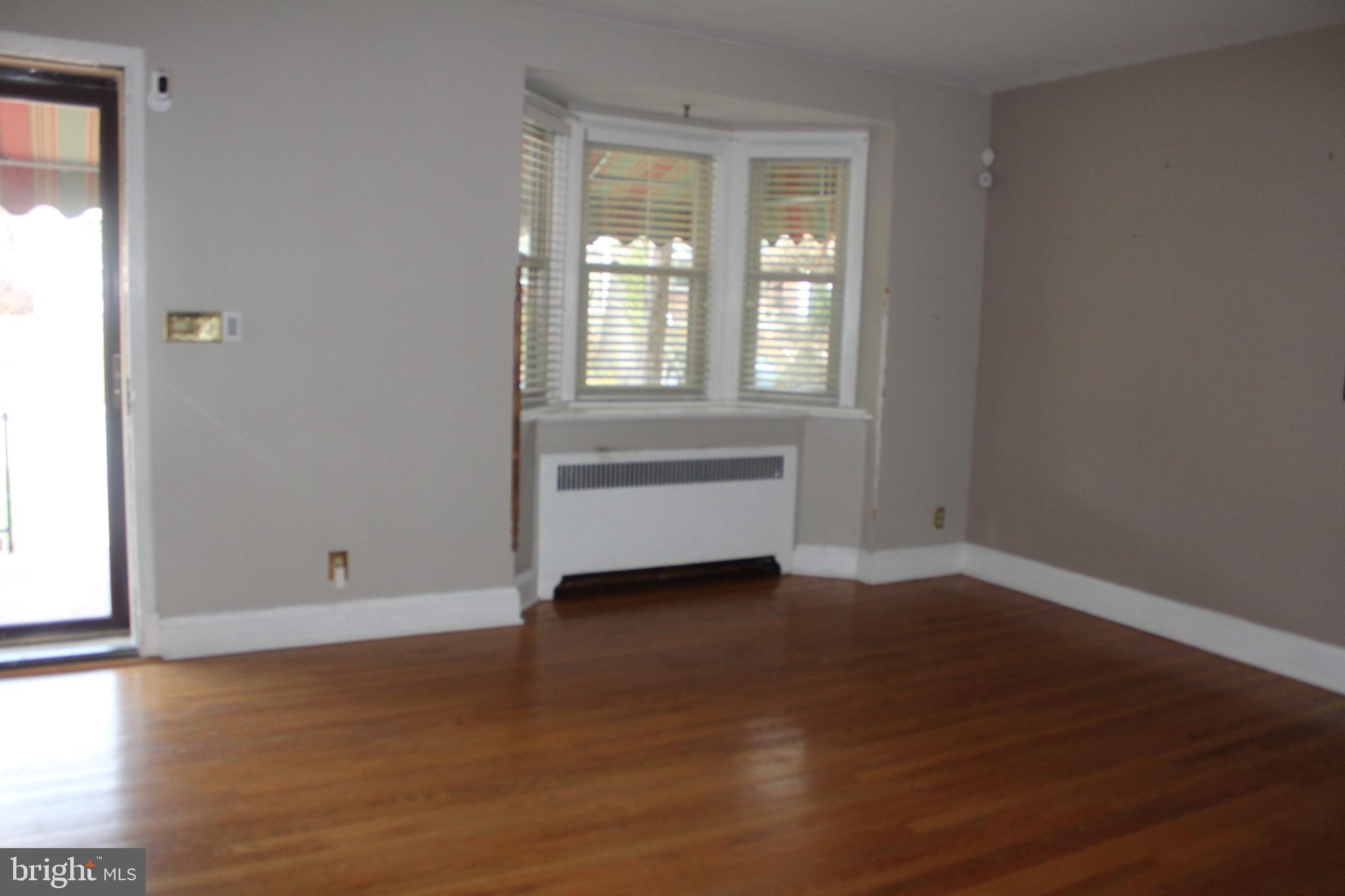 1535 Ralworth Road Baltimore, MD 21218 - Photo 3 of 18 Gallery Image 3