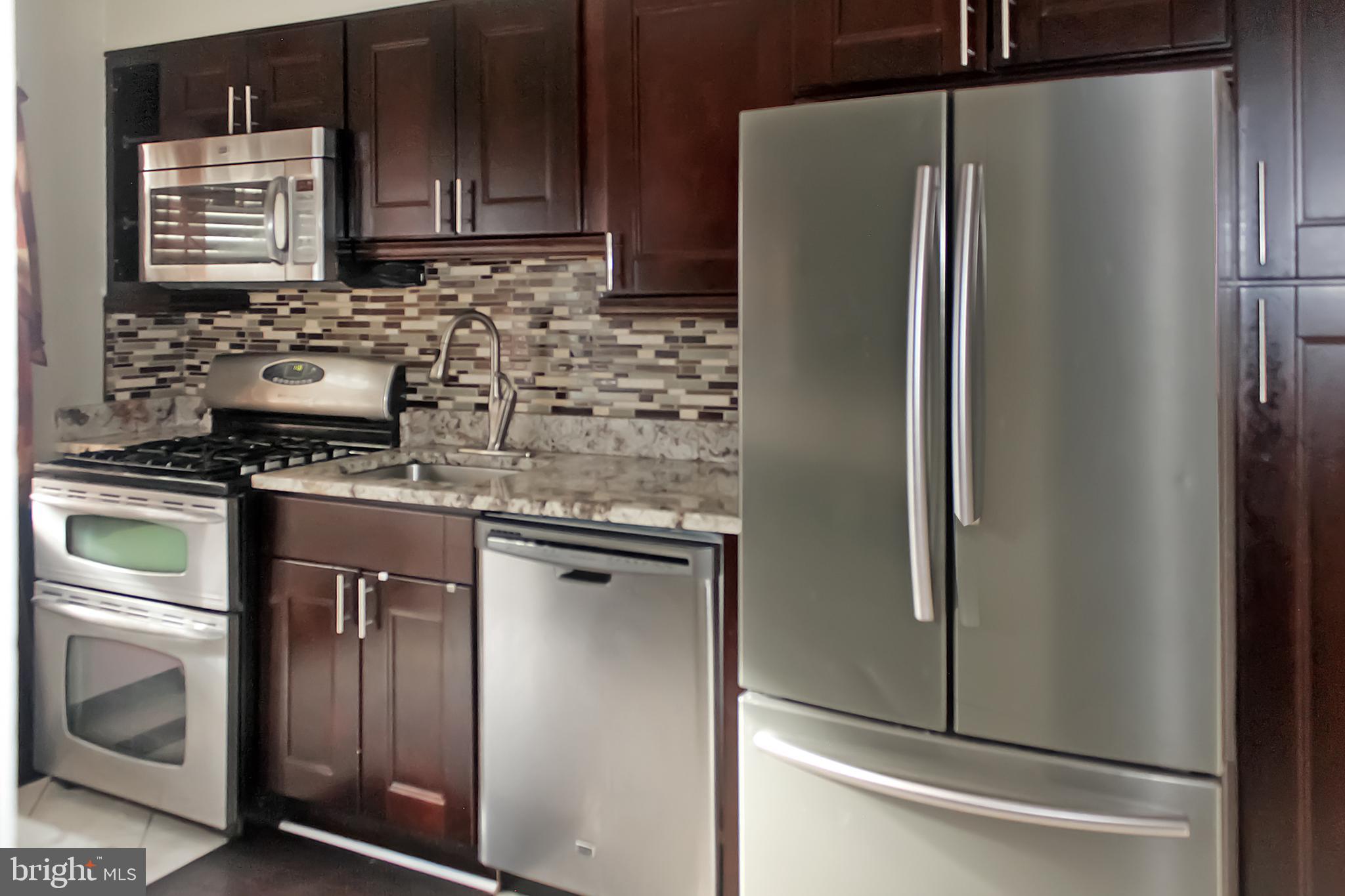1535 Ralworth Road Baltimore, MD 21218 - Photo 4 of 18 Gallery Image 4