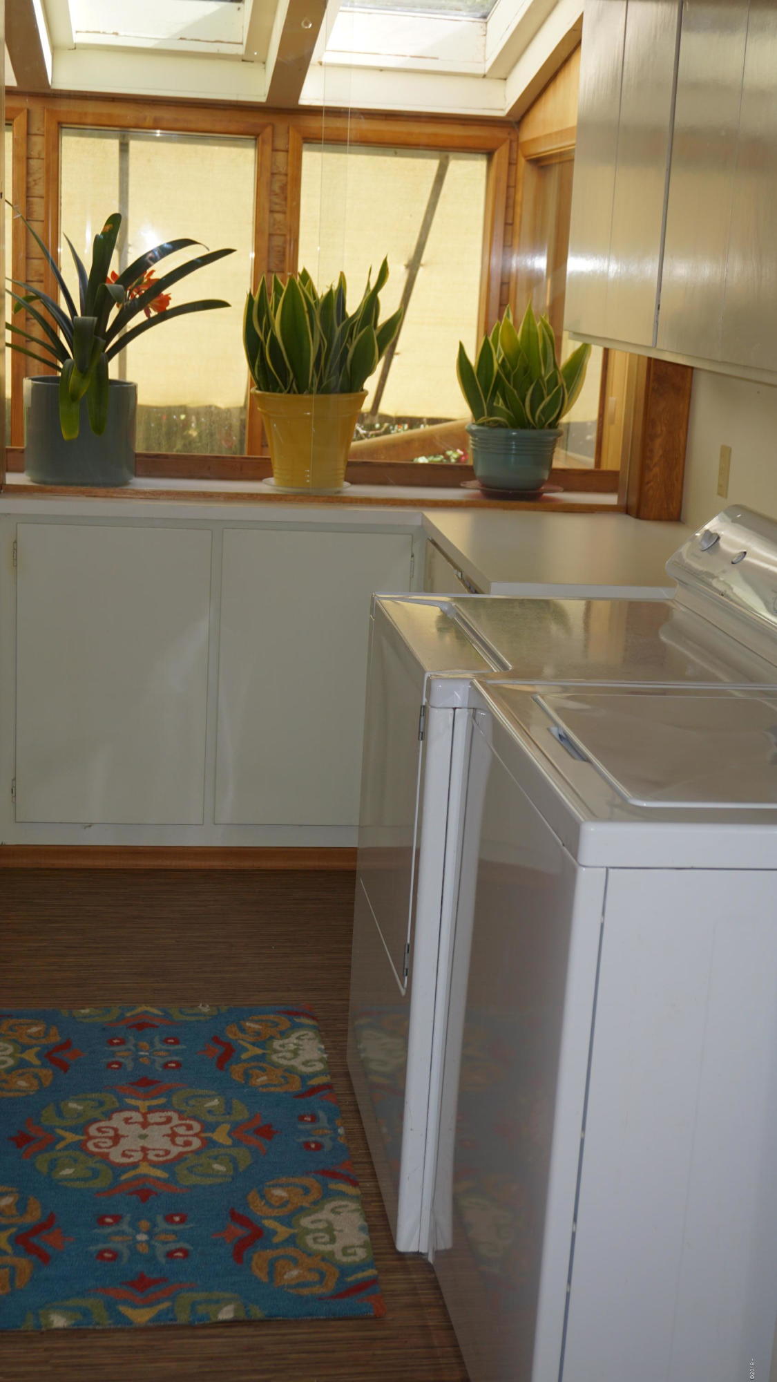80 Reeves Circle Yachats, OR 97498 - Photo 21 of 30 Laundry