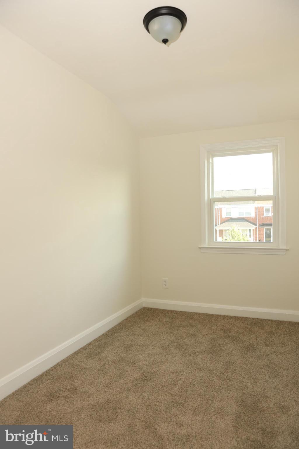 328 Torner Road Essex, MD 21221 - Photo 14 of 29