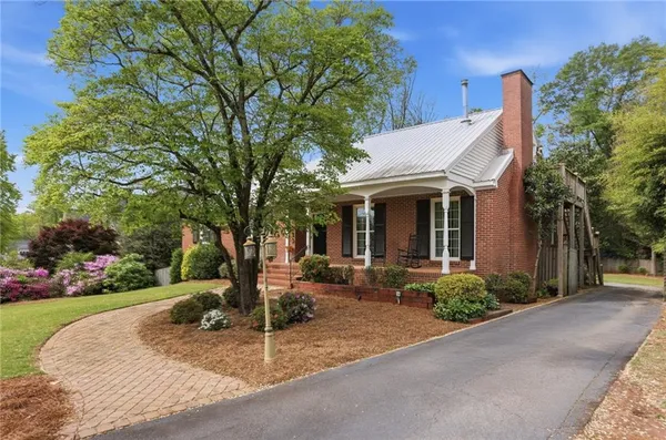 $869,900 | 665 Iroquois Drive, Marietta, GA 30060