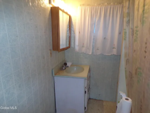 $160,000 | 17 Liberty Place, Hudson Falls, NY 12839