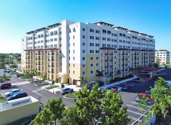 $1,970 | 11239 Northwest 4th Terrace, Unit 132, Sweetwater, FL 33172