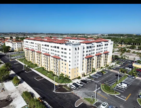 $1,970 | 11239 Northwest 4th Terrace, Unit 132, Sweetwater, FL 33172