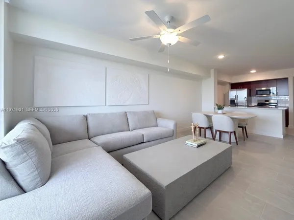 $1,970 | 11239 Northwest 4th Terrace, Unit 132, Sweetwater, FL 33172