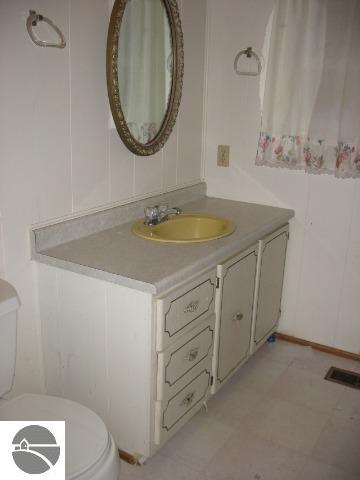9876 North 7 Road Mesick, MI 49668 - Photo 5 of 13 1688469-4.JPG
