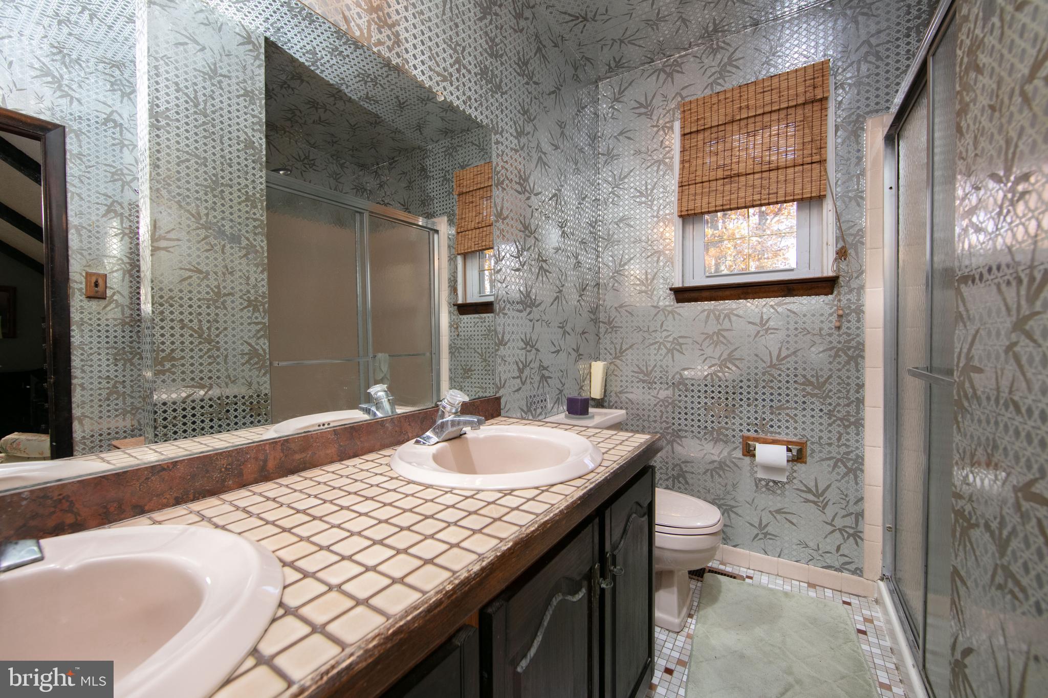 208 Redstone Ridge Deptford, NJ 08096 - Photo 14 of 27 En Suite