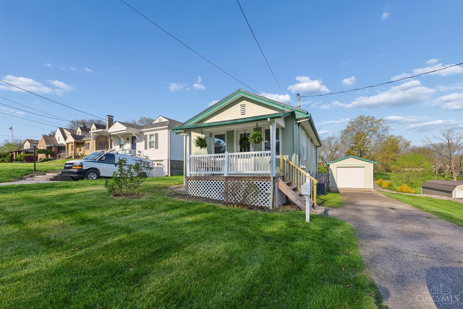 4403 School Section Road Cincinnati, OH 45211 - Photo 2 of 21