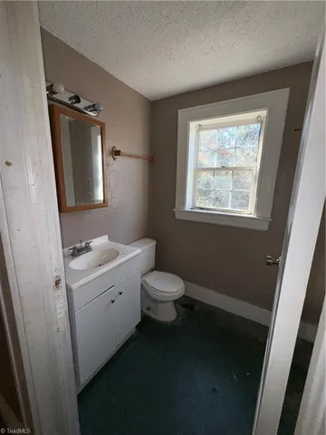 $127,500 | 2828 North Glenn Avenue, Winston-Salem, NC 27105