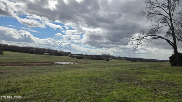 $399,000 | Niles Ferry Road, Madisonville, TN 37354