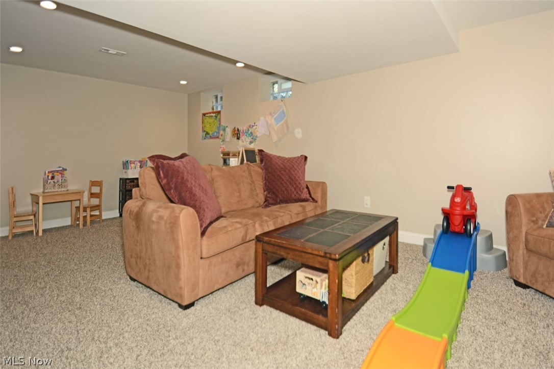 28307 Knickerbocker Road Bay Village, OH 44140 - Photo 30 of 35 Gallery Image 30