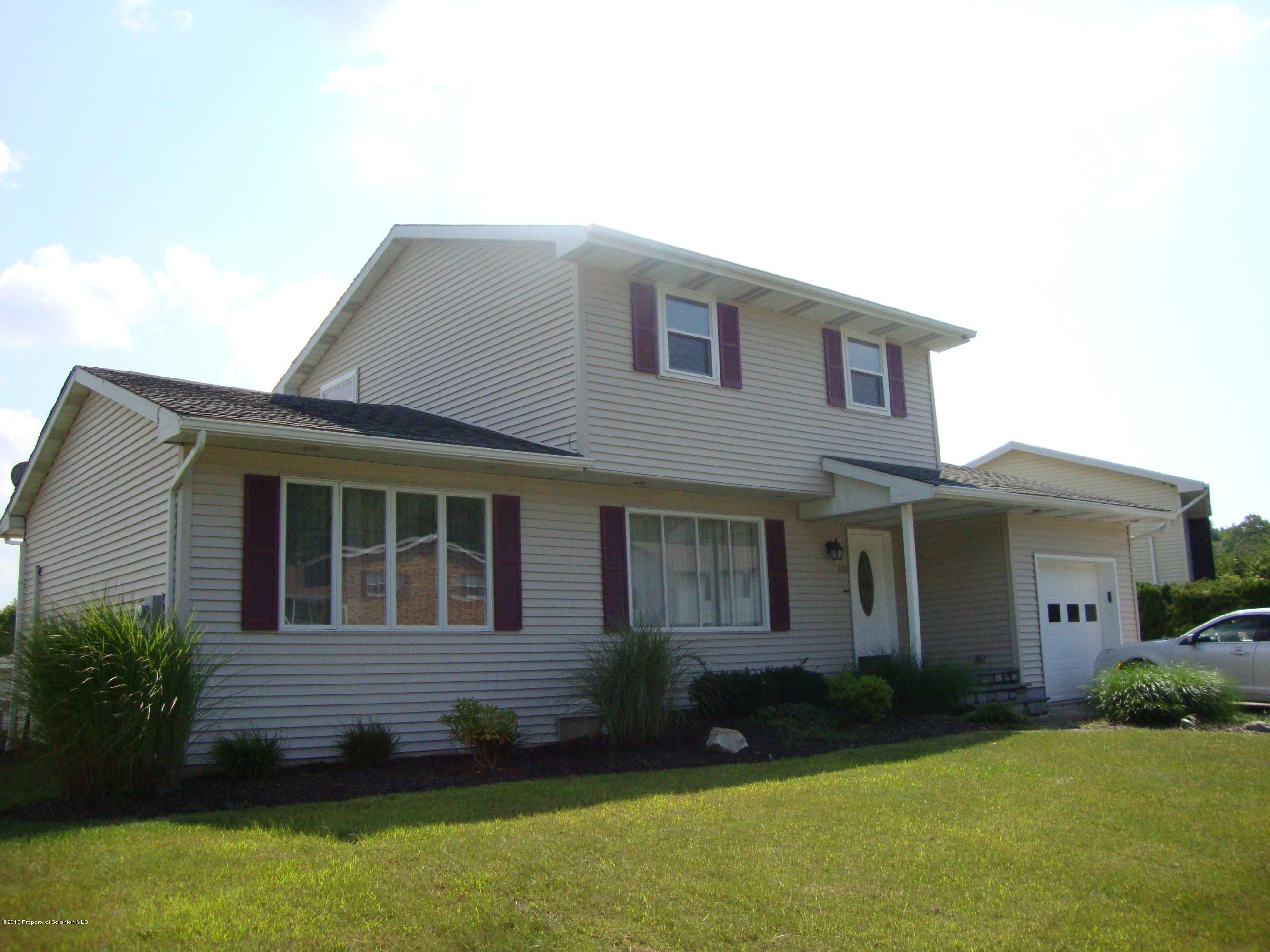 210 Rinaldi Drive Taylor, PA 18517 - Photo 20 of 20 Gallery Image 20
