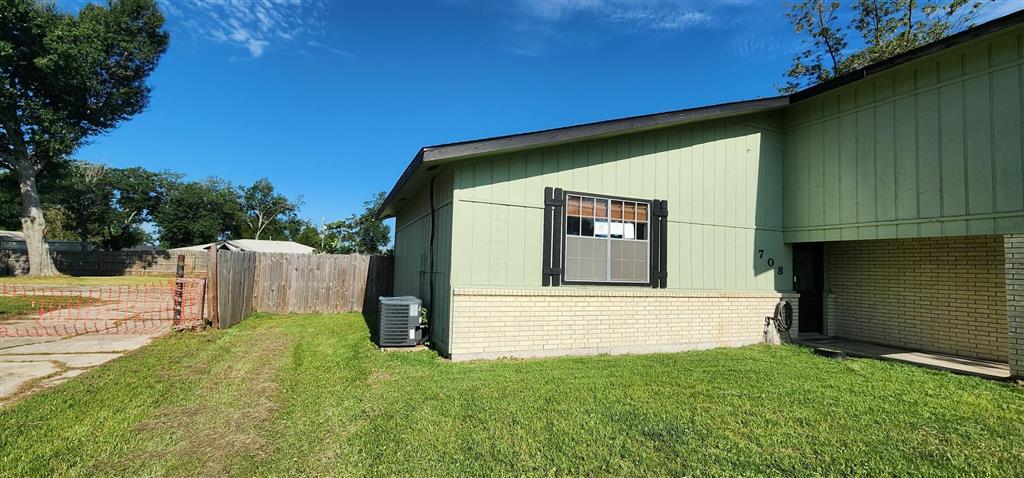 708 Alabama Street Sulphur, LA 70663 - Photo 2 of 18