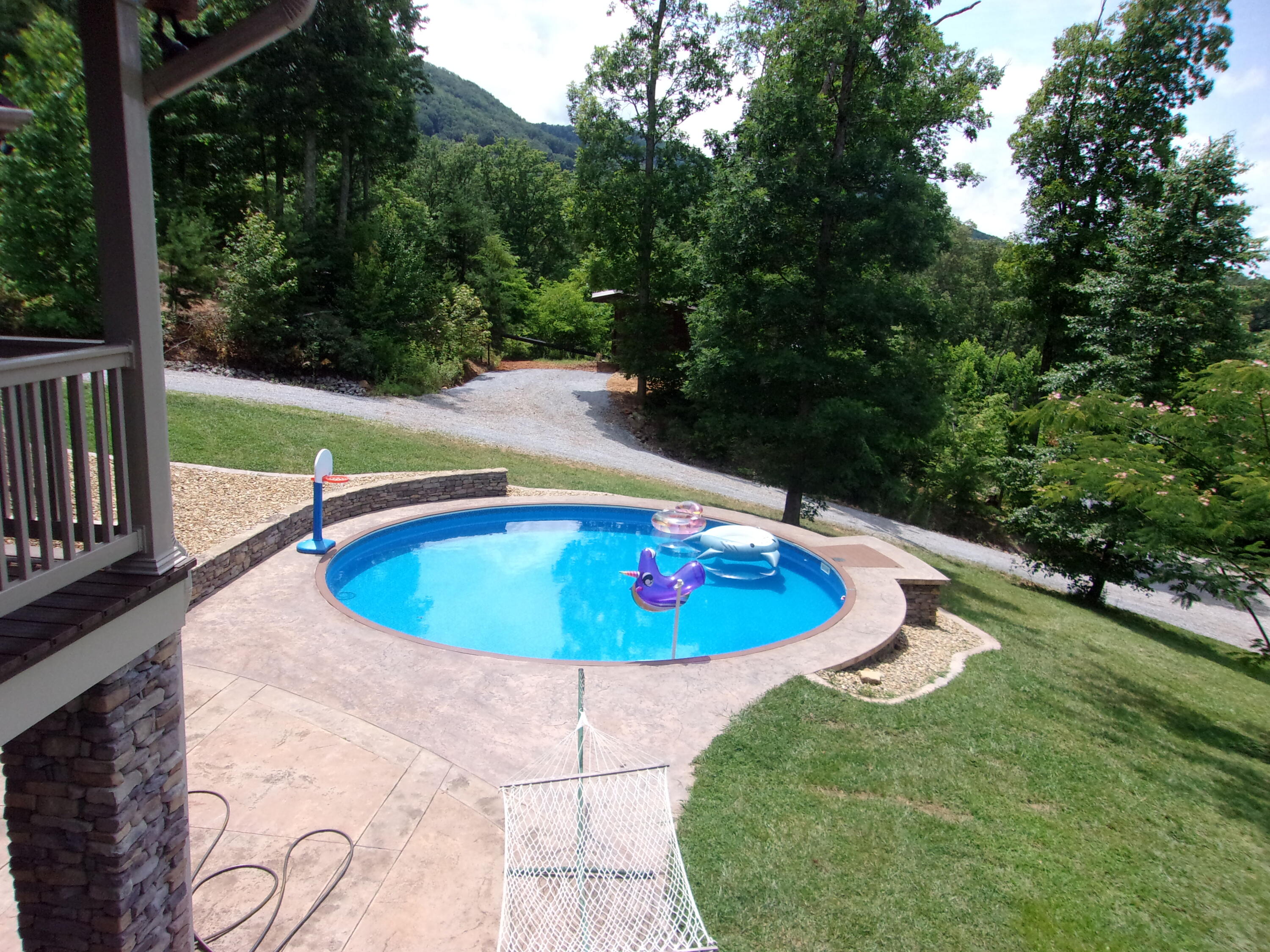 202 Roaring Creek Road Chuckey, TN 37641 - Photo 4 of 42 100_0853