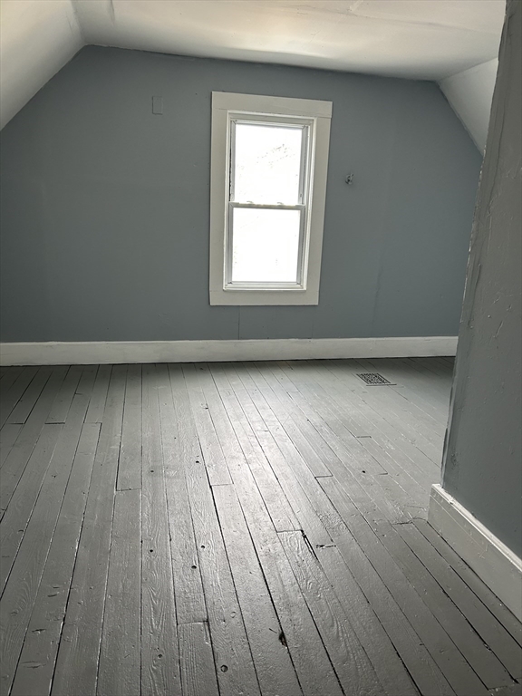 95 Quincy Street Springfield, MA 01109 - Photo 18 of 36 Gallery Image 18