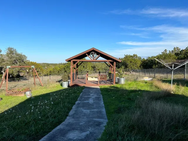 $2,500 | 845 Rutherford, Fischer, TX 78623