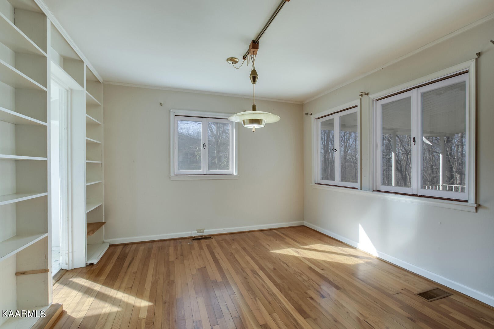 100 Orchard Lane Oak Ridge, TN 37830 - Photo 12 of 31 Gallery Image 12