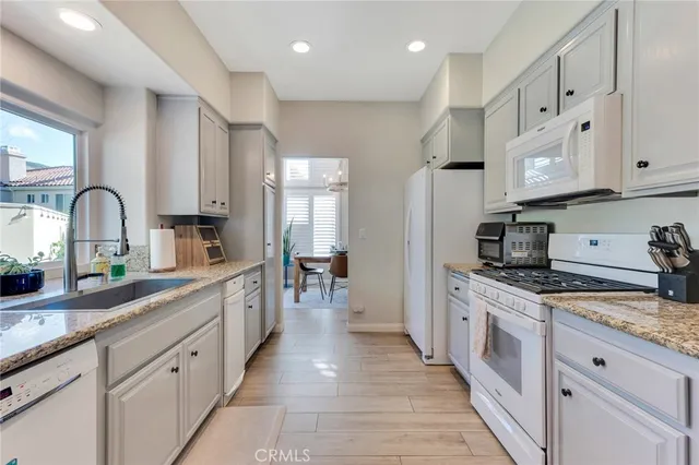$1,149,000 | 210 Concerto Drive, Oak Park, CA 91377