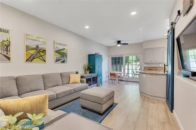 $1,149,000 | 210 Concerto Drive, Oak Park, CA 91377
