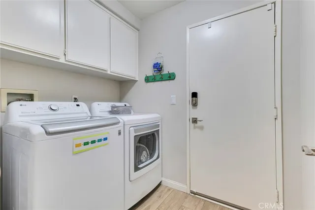 $1,149,000 | 210 Concerto Drive, Oak Park, CA 91377