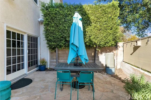 $1,149,000 | 210 Concerto Drive, Oak Park, CA 91377