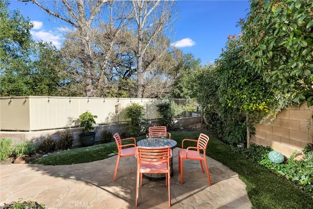 $1,149,000 | 210 Concerto Drive, Oak Park, CA 91377