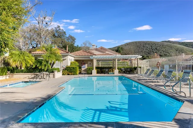 $1,149,000 | 210 Concerto Drive, Oak Park, CA 91377