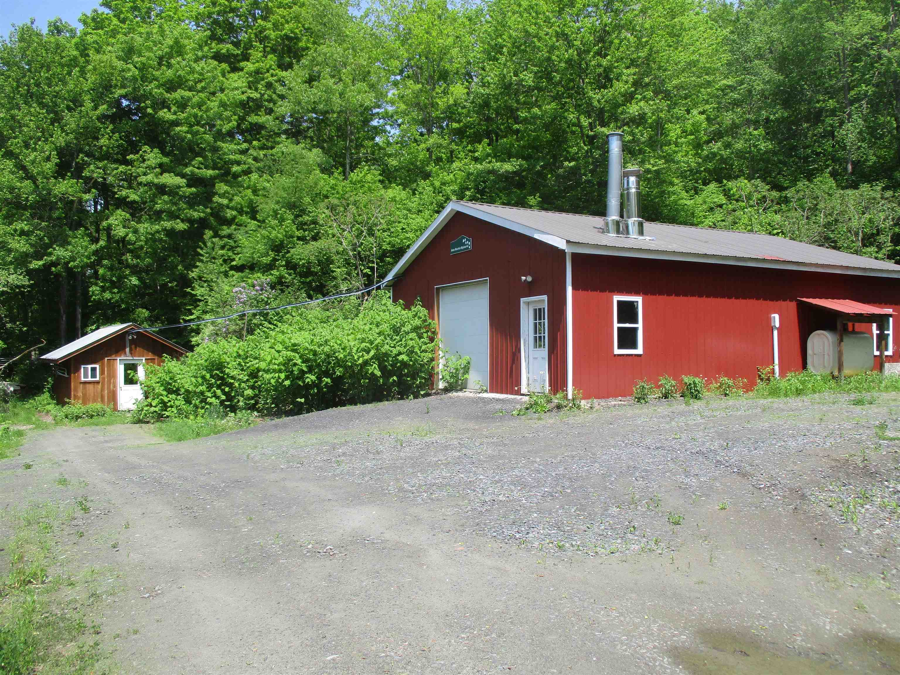 222 Granstworth Road Braintree, VT 05060 - Photo 1 of 31 Gallery Image 1